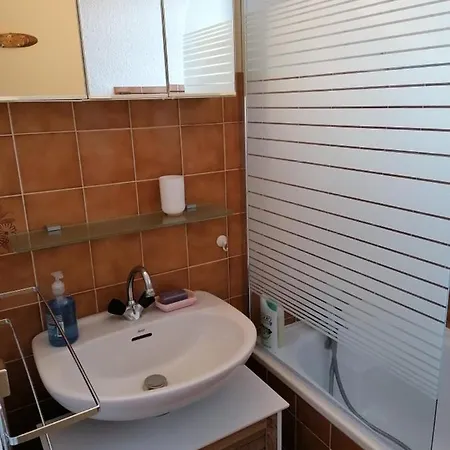 F2 Meublé - 32m2 - Proche D'evian-les-bains